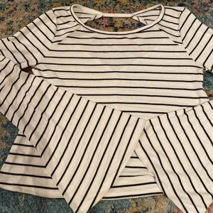 Hollister Cropped / Bolero Sleeve Top